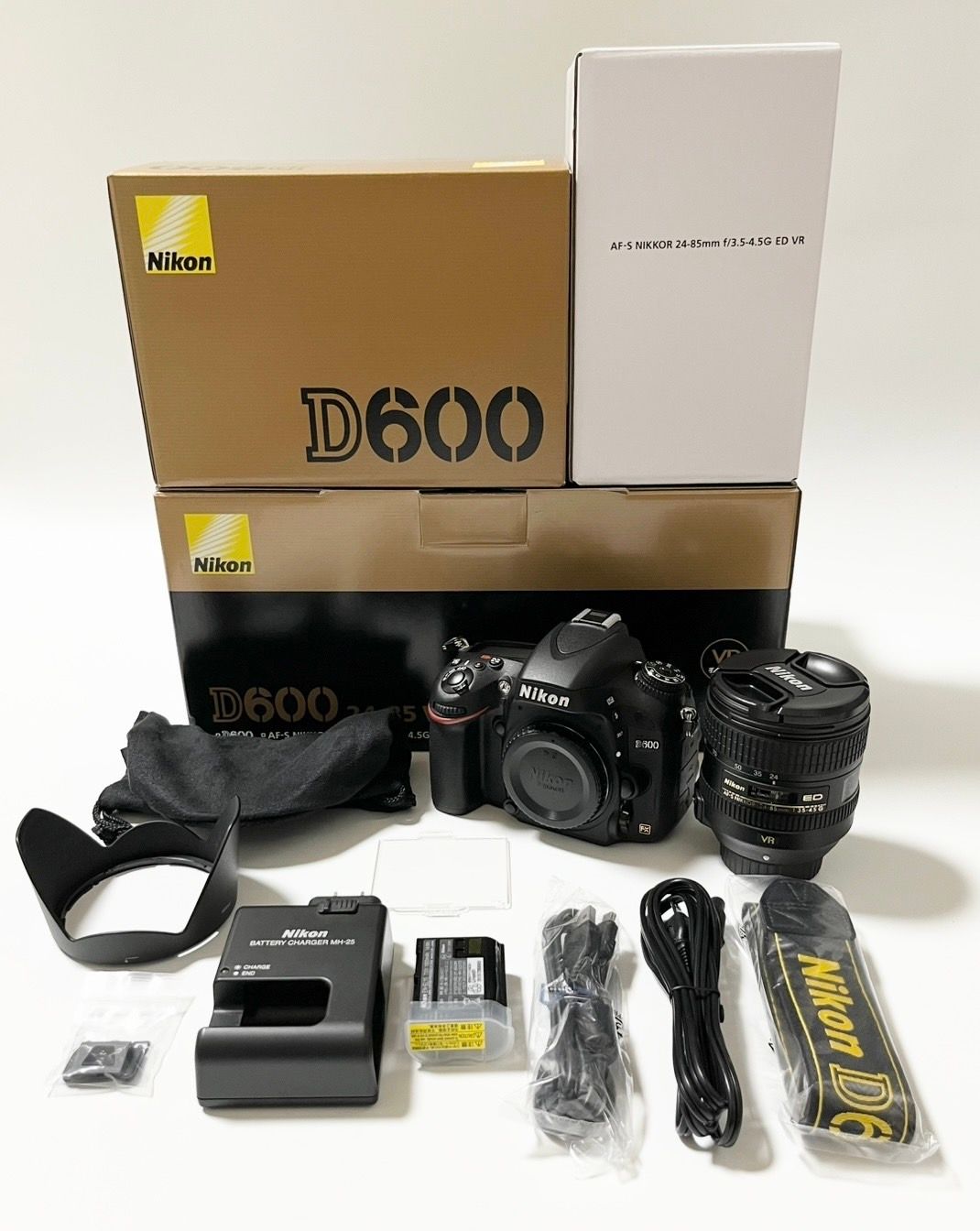 ニコン　D600＋レンズおまけ Nikon D60 箱説あり レンズ2個つき マニュアル、オールドレンズ