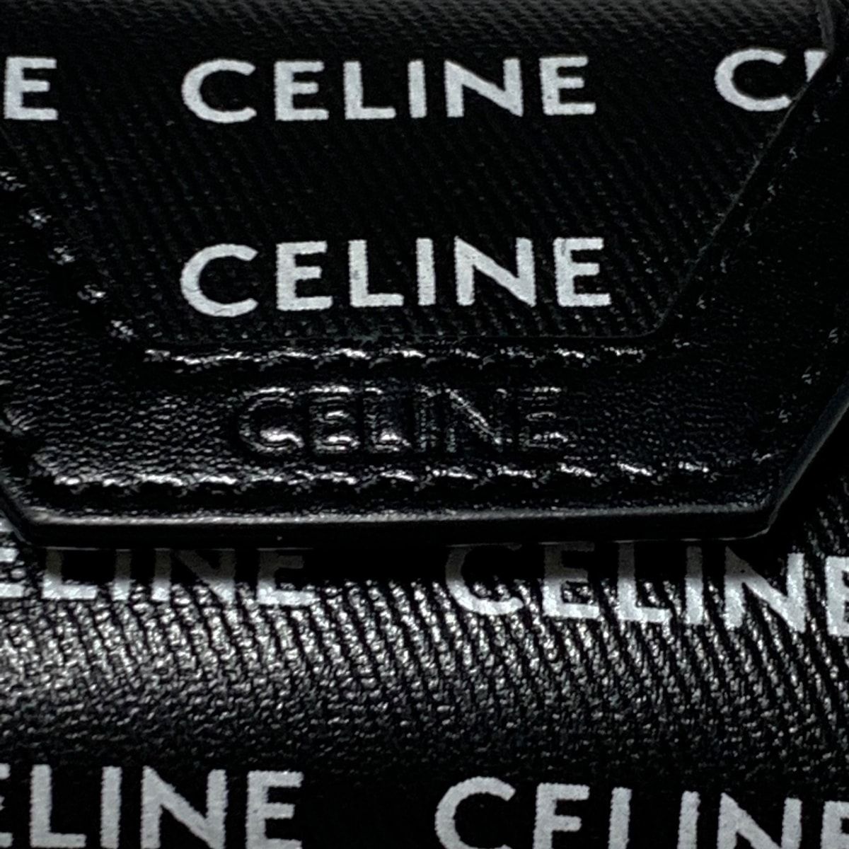 CELINE(セリーヌ) キーホルダー(チャーム) - 黒×白×シルバー バッグ 