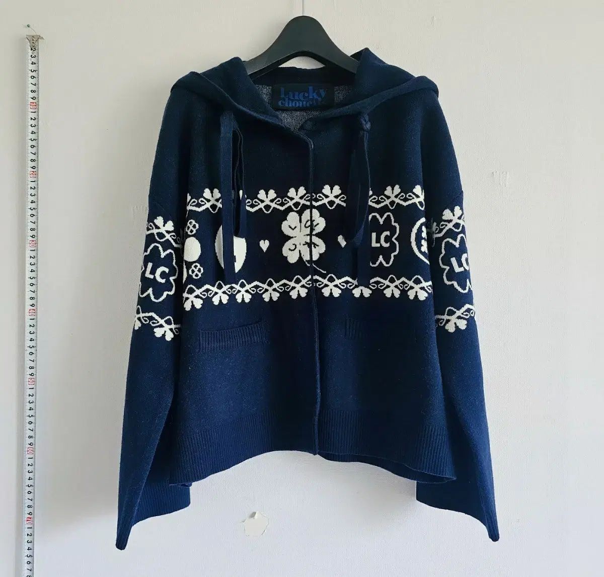 ブランド ラッキーシュエトゥ フード付きニット カーディガン お安く