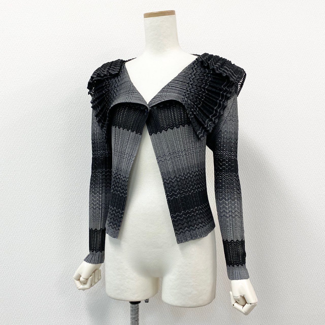 47b28 【美品】 PLEATS PLEASE プリーツプリーズ イッセイミヤケ  