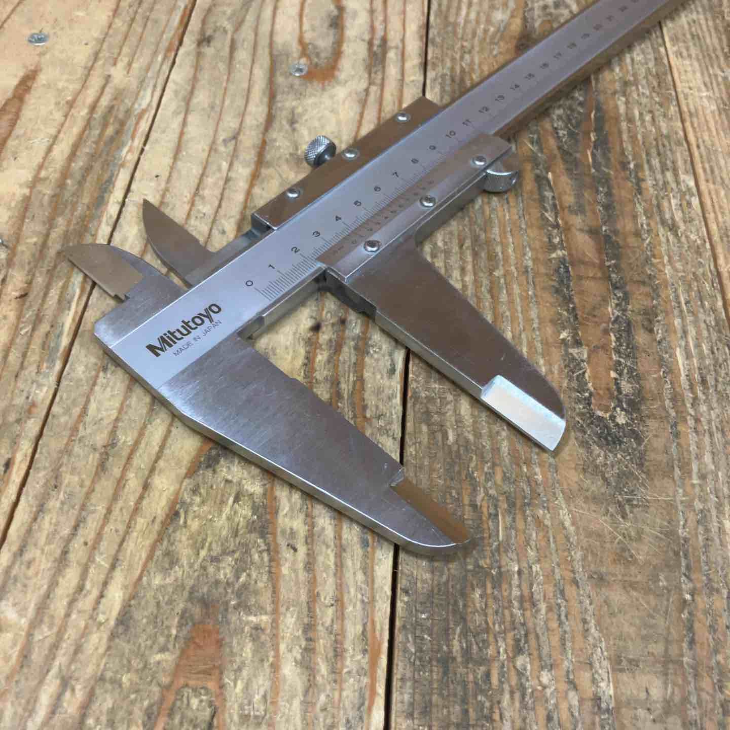 MITUTOYO ノギス 600mm 送料無料 ノギス ミツトヨ 600mm (JA2343) 600