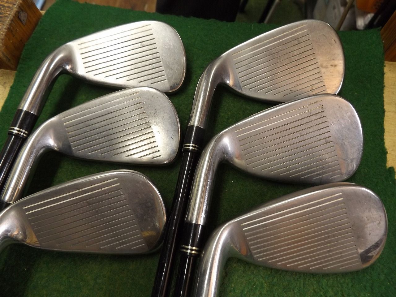 中古品　BURNER PLUS アイアン 5番～Pw.Aw 7本セット NS.PRO 950GH S シャフト　 テーラーメイド BURNER BURNER PLUS アイアン  950GH シャフト