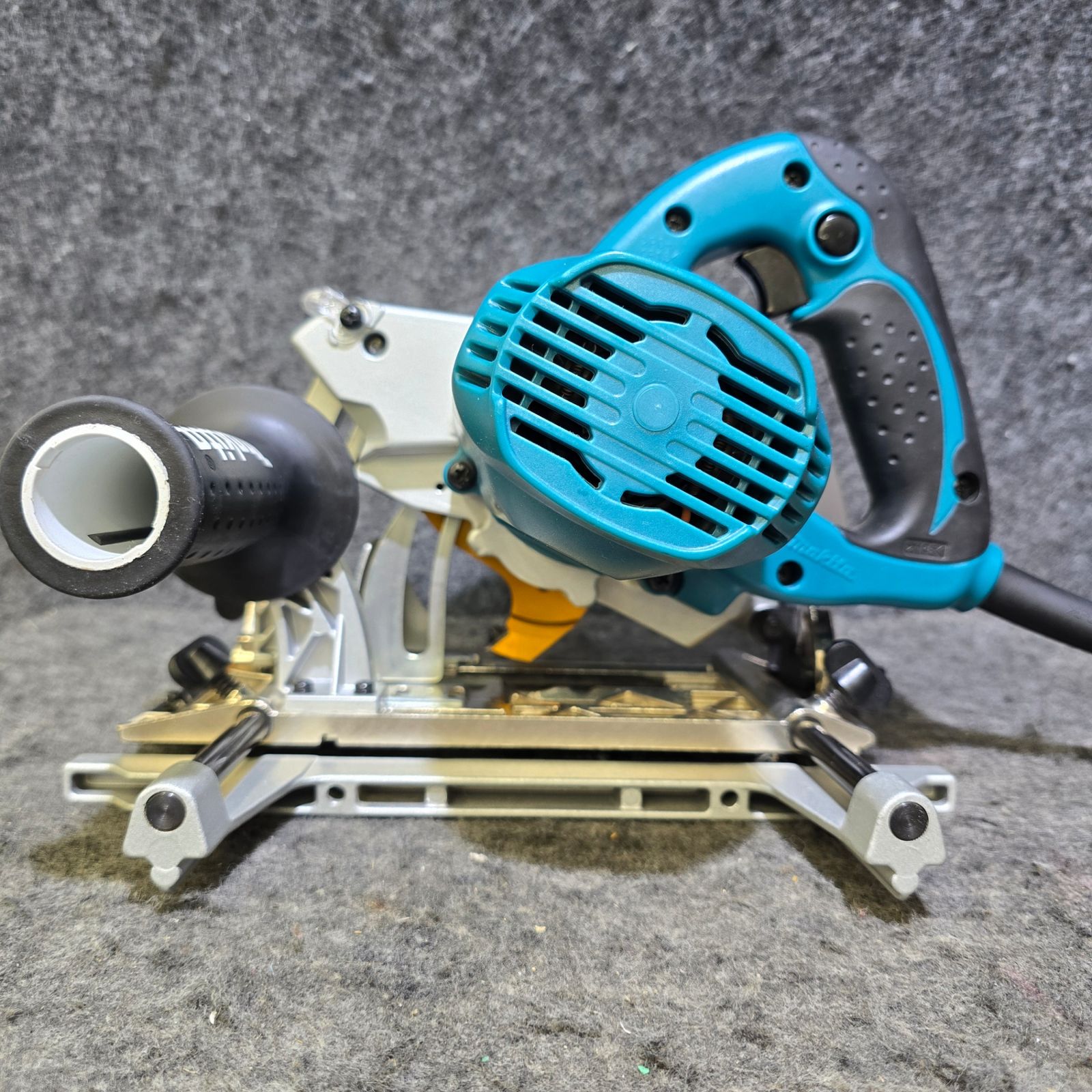 中古品・刃付き！】マキタ(makita) 小型ミゾキリ 溝切 3005BA【桶川店 