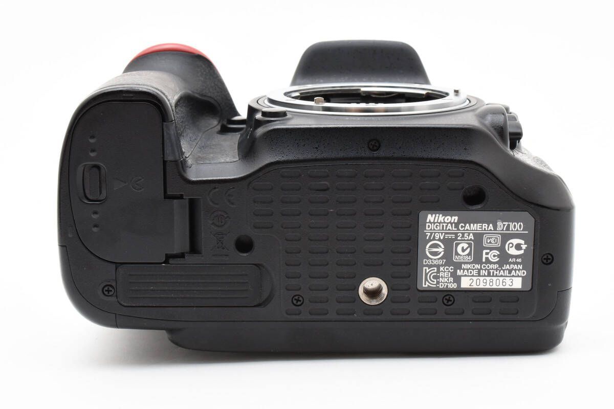 ニコン Nikon