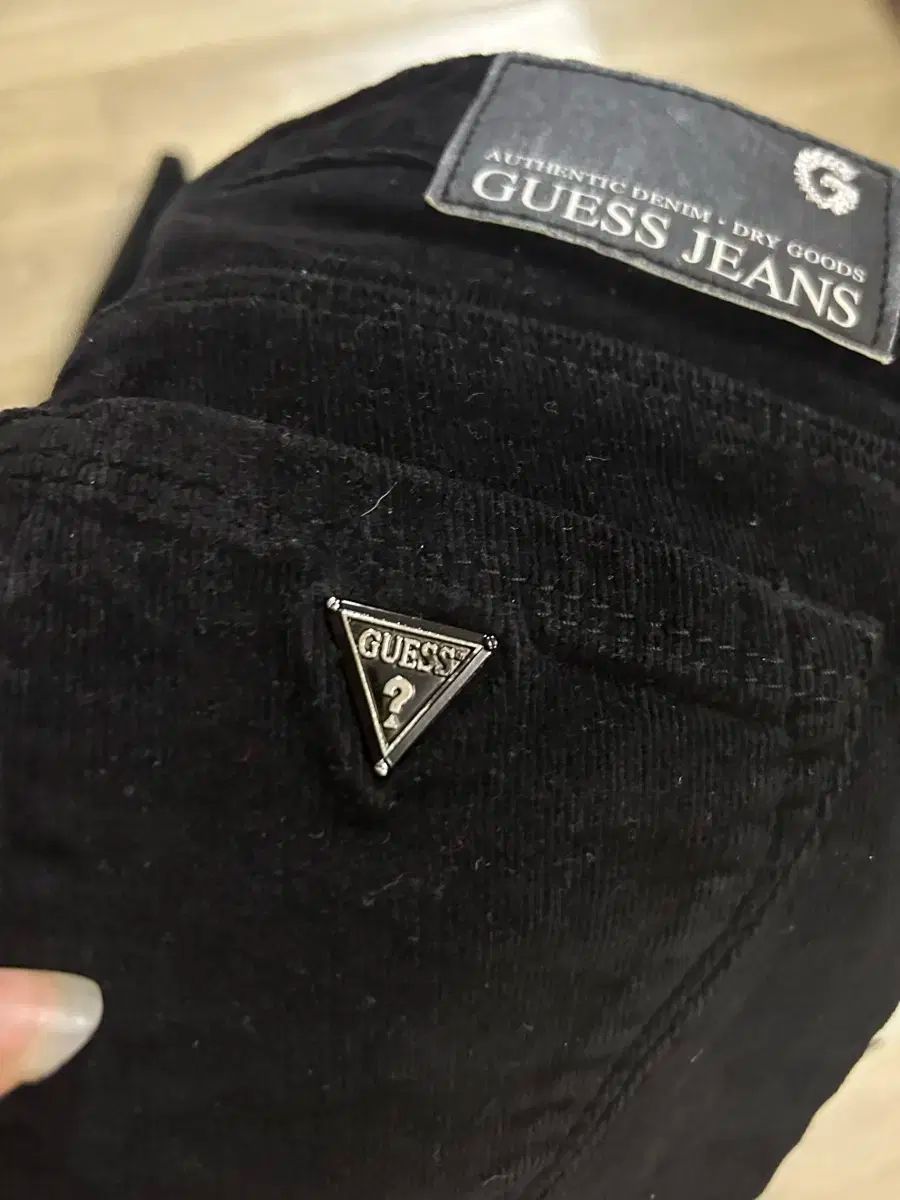 GUESS ゲス コーデュロイ ペンズ DECORATOM_COM_BR