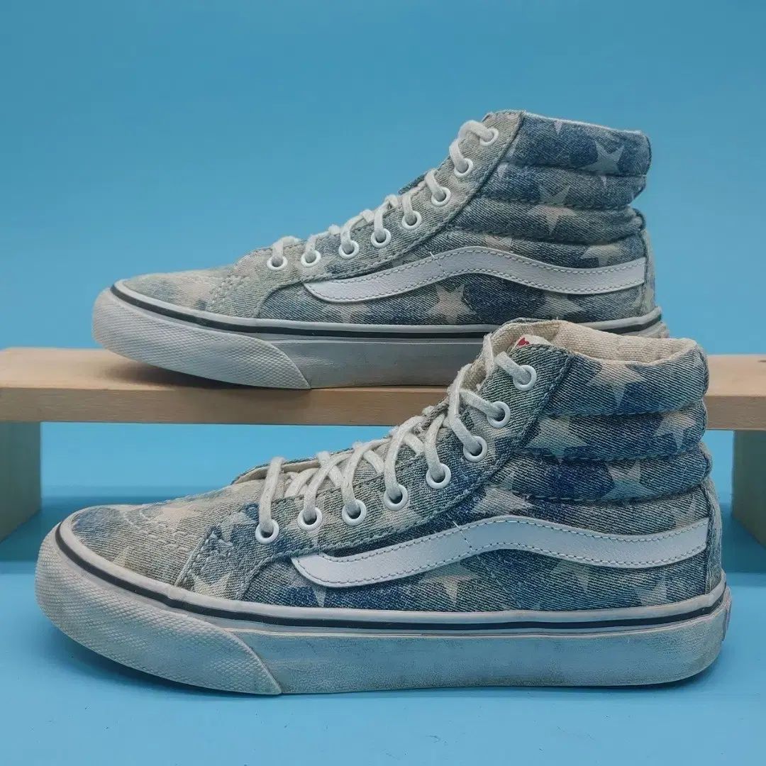 【雷市場（ポンジャン）商品韓国直送】 VANS(バンズ) sk8 デニム 女性用ハイトップ 240