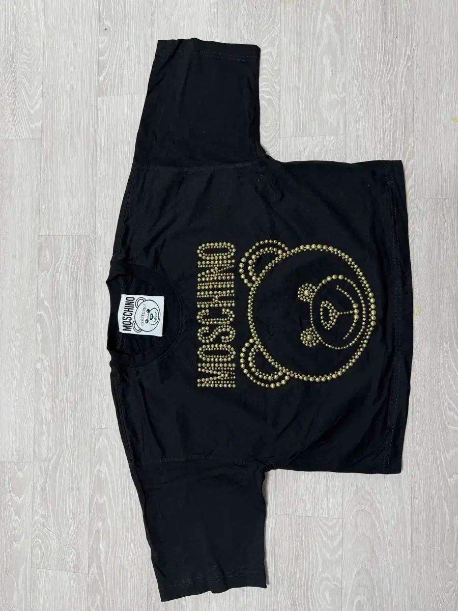 Moschino モスキーノ ビーズテディ クロップドTシャツ