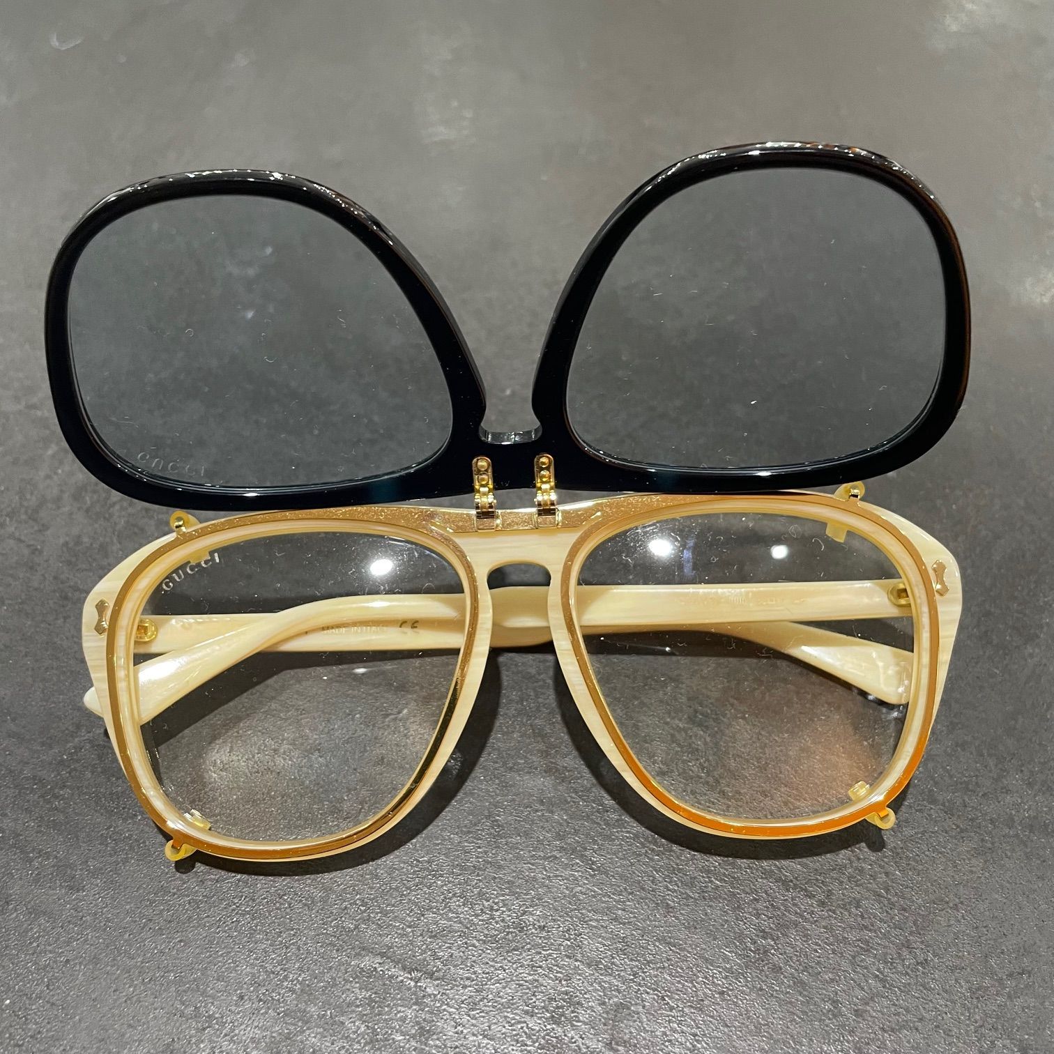 GUCCI 跳ね上げサングラス メガネ グッチ GG0128S 75884A4