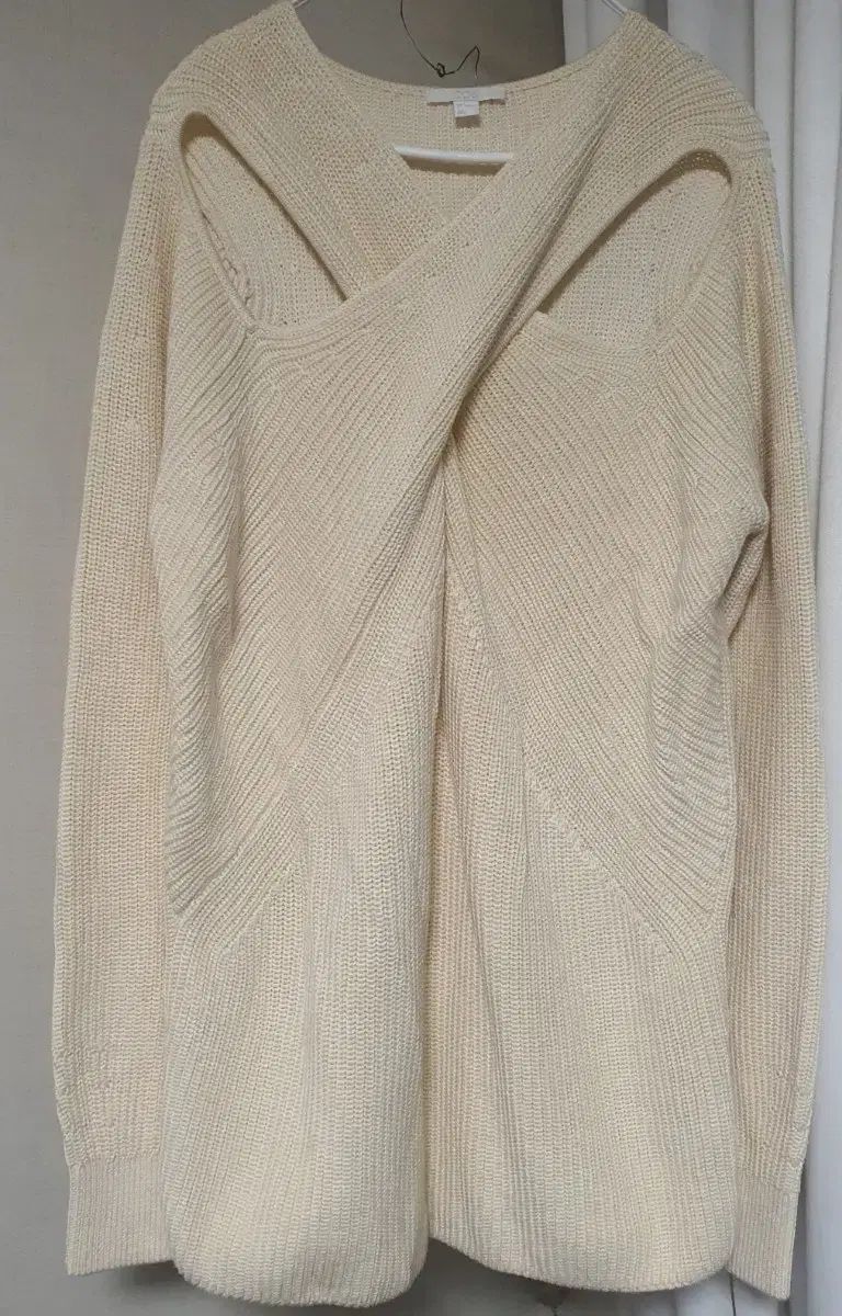 COS クロス オフショルダー ニット