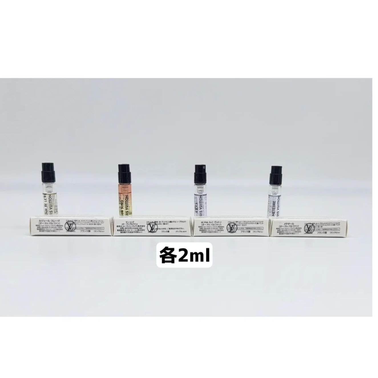 お値下げ致しました☆SCULPTURE☆香水☆ほぼ未使用☆廃盤☆レア商品