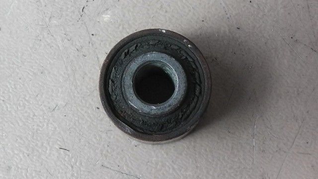 ライブディオZX中期 AF55 の エンジンハンガー ブッシュ:#1379474944