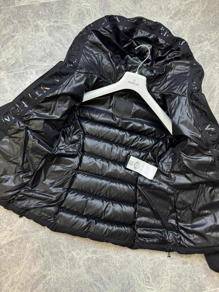 MONCLER （モンクレール） HERBE エルブ ダウンジャケット
