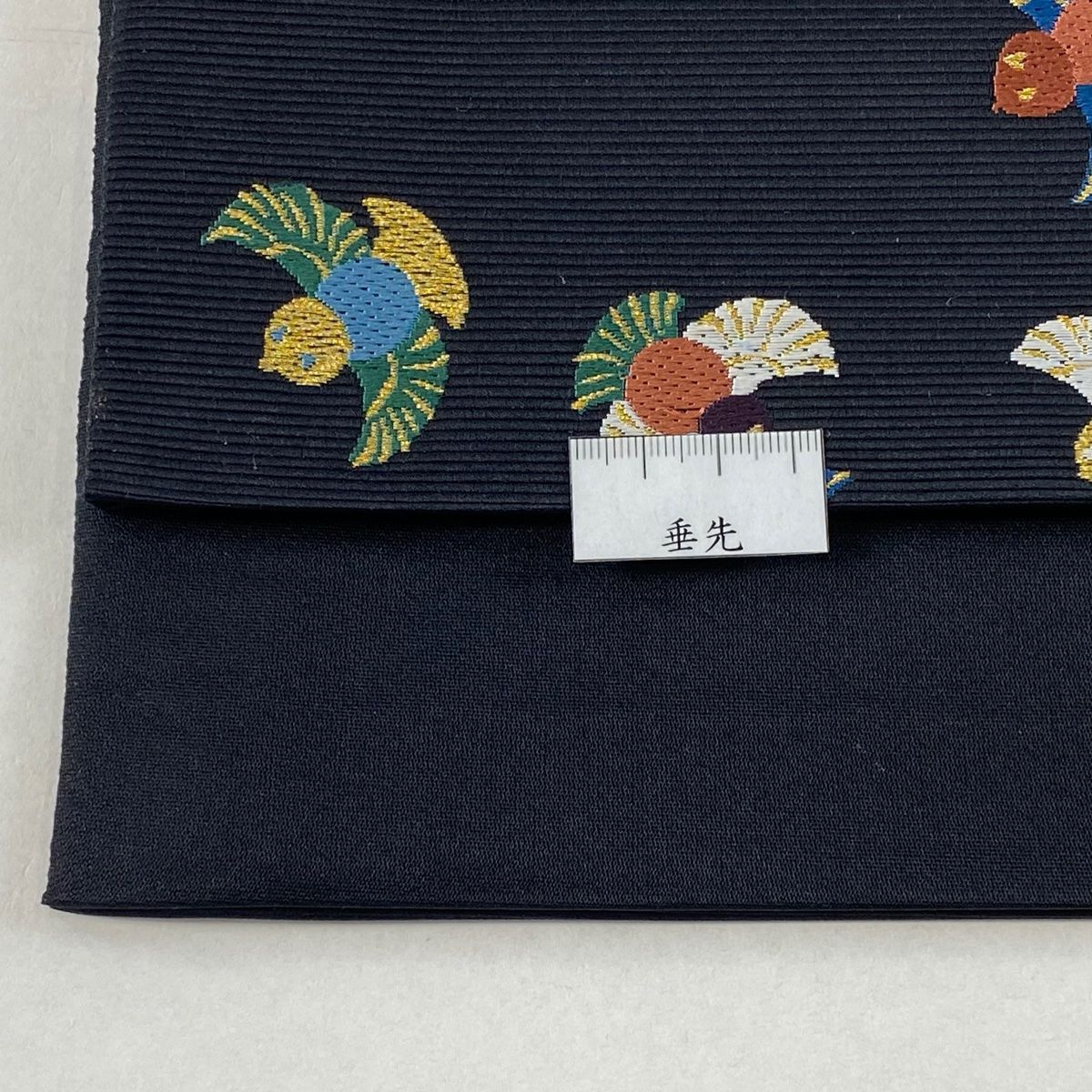 袋帯 美品 逸品 よろこび ふくら雀 金糸 黒 六通 正絹 【中古】 - メルカリ