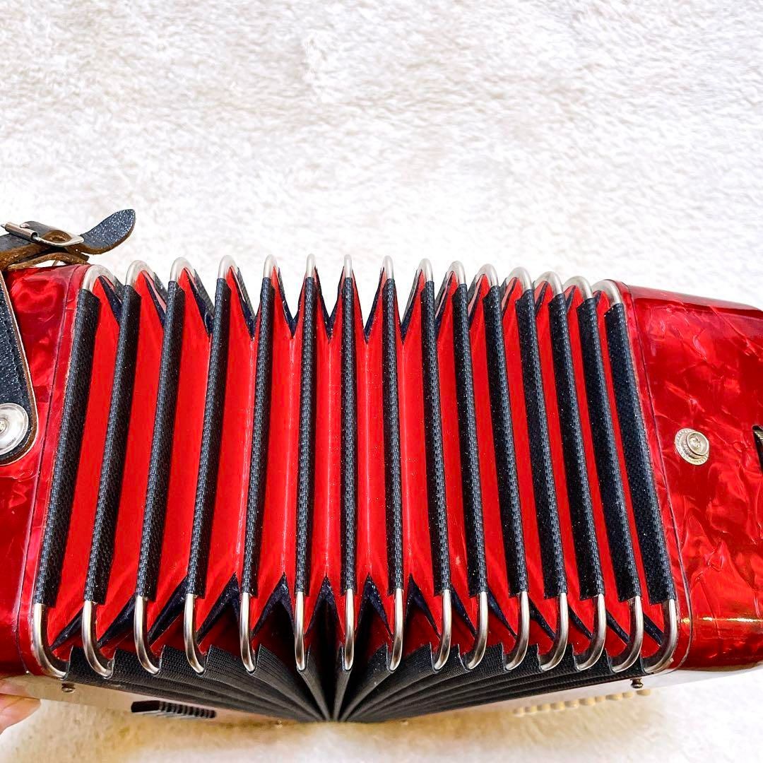 ベースボタン18