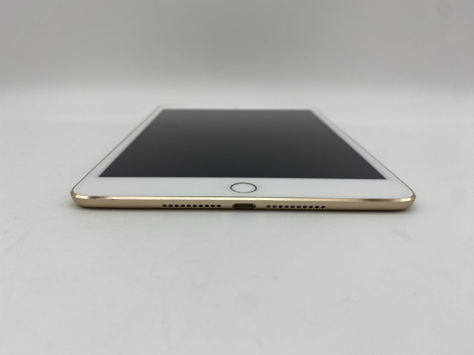 007美品★iPadmini第４世代64GBバッテリー99%Wi-Fi＋セルラー 007美品☆iPadmini第4世代64GBシムフリーWi-Fi＋セルラーモデル
