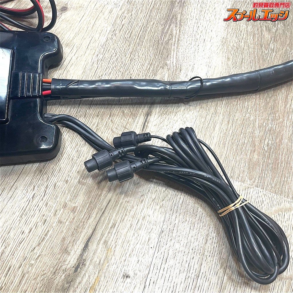 12V