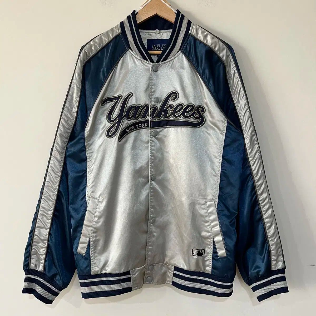 XL mlb ニューヨークヤンキース スタジアム ジャケット