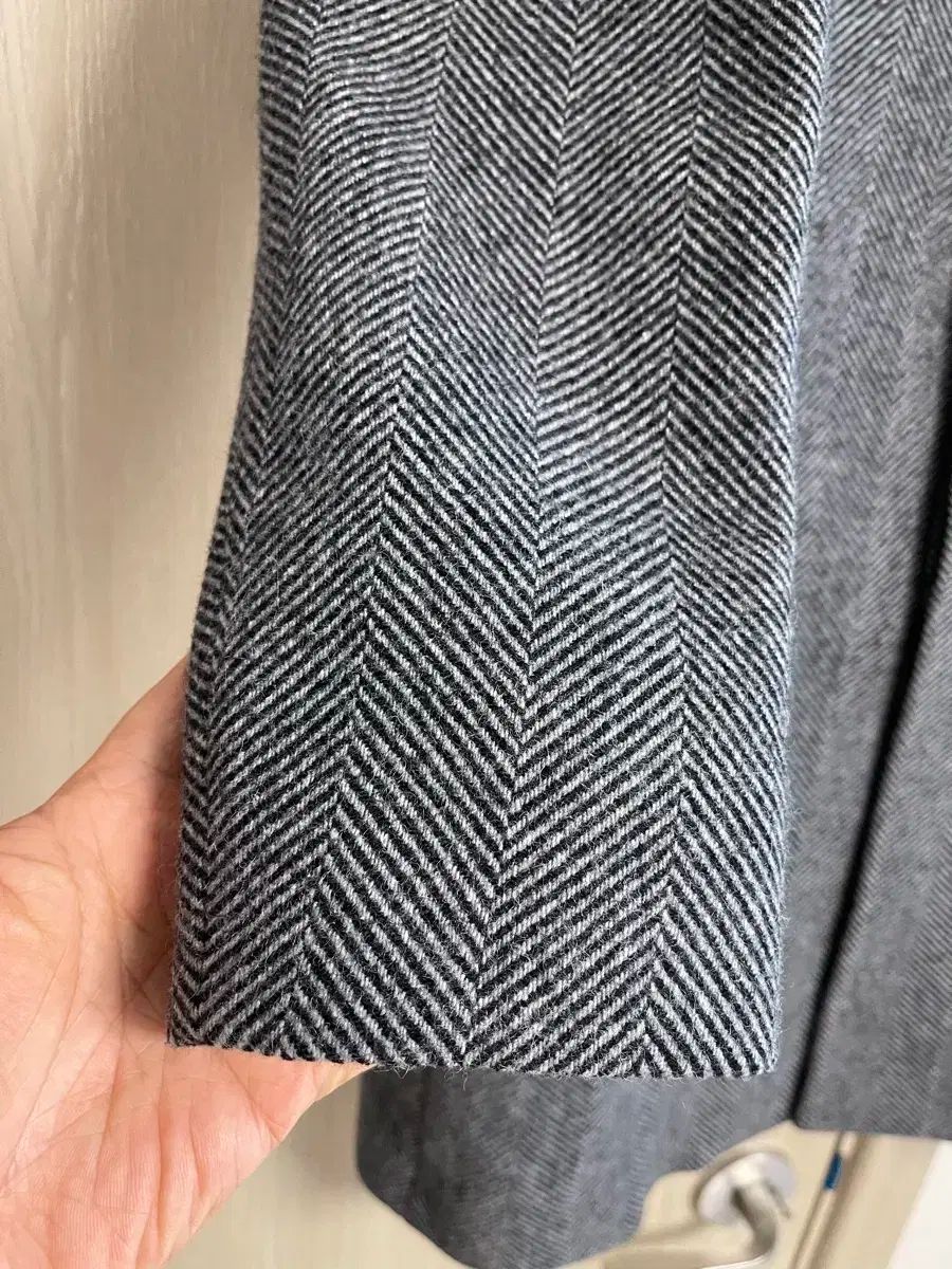 ヘリンボーン Single