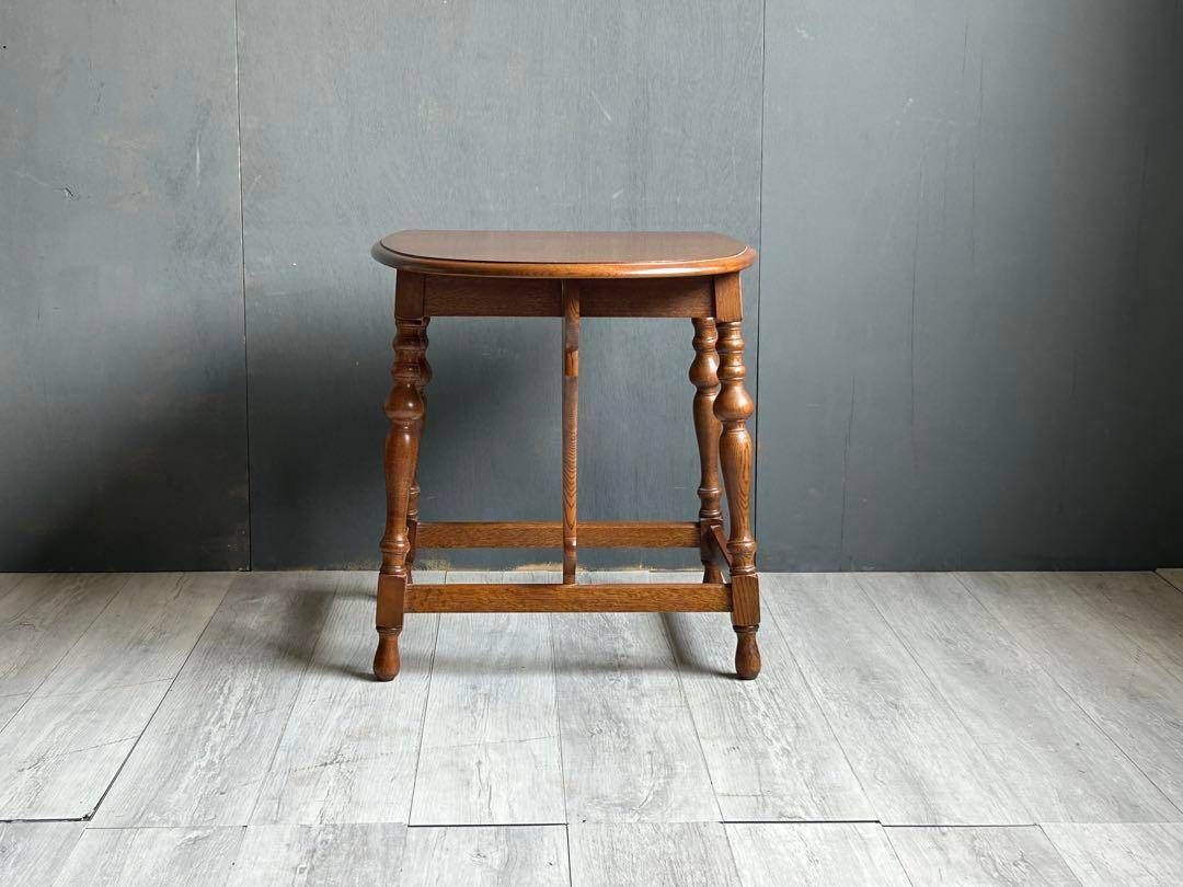 希少　ホビンレッグ　サイドテーブル　ローテーブル　アンティーク　クラシック　SG 希少 ホビンレッグ サイドテーブル ローテーブル アンティーク