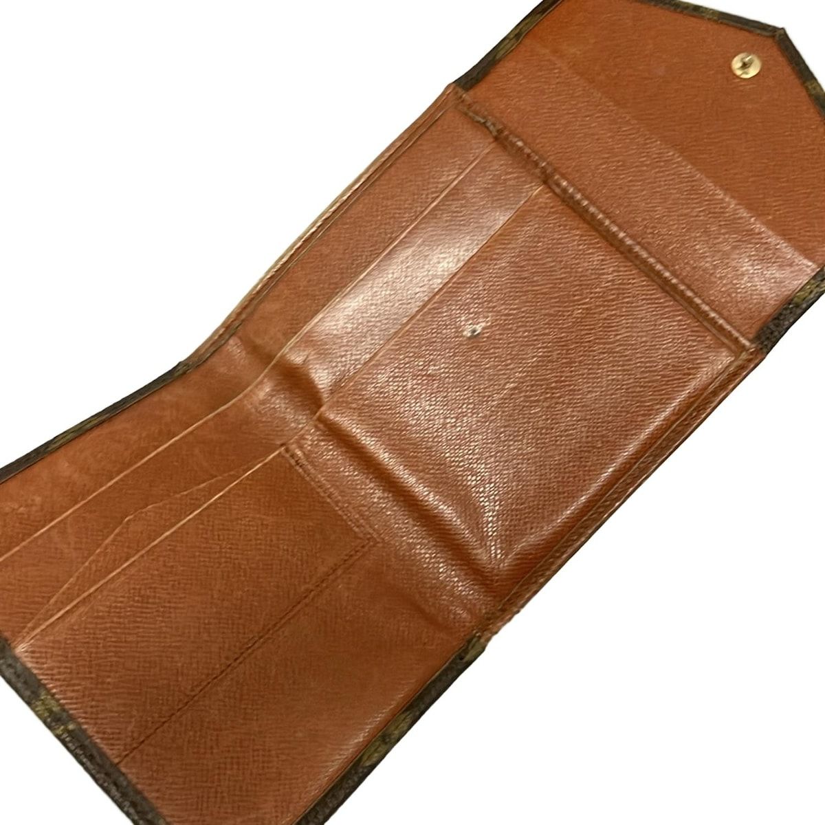 LOUIS VUITTON ヴェルニ ポルトモネ ビエ カルトクレディ 白 LOUIS