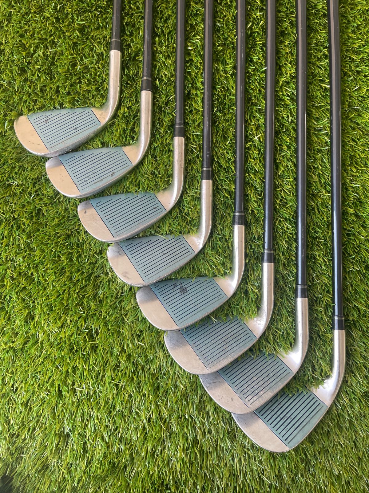 ショップ チップゴルフ短尺 練習用アイアン（PW、8I） チップゴルフ