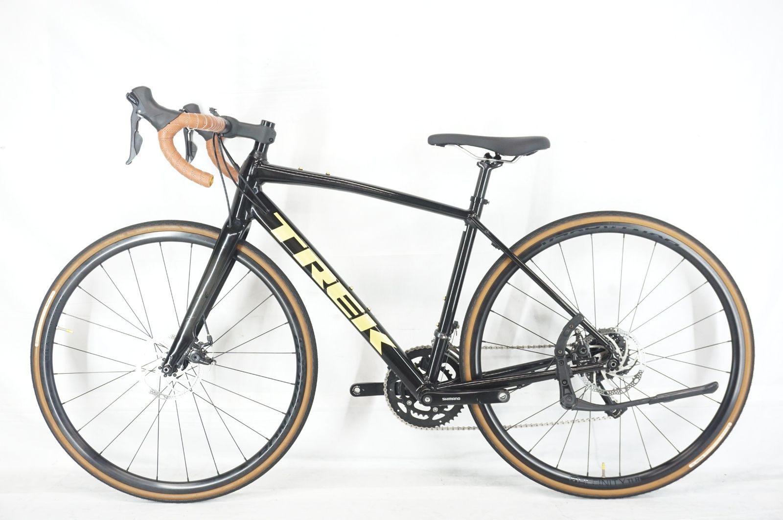 TREK 「トレック」 DOMANE AL2 DISC 2021-2022年モデル ロードバイク / バイチャリ阪急塚口店