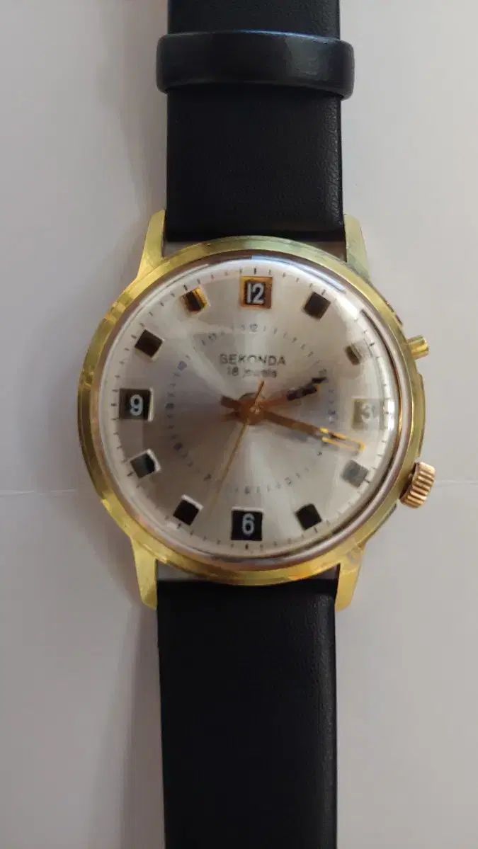 60 ー 70 ザ イヤーズ ヴィンテージ テユップ 目覚まし時計 sekonda