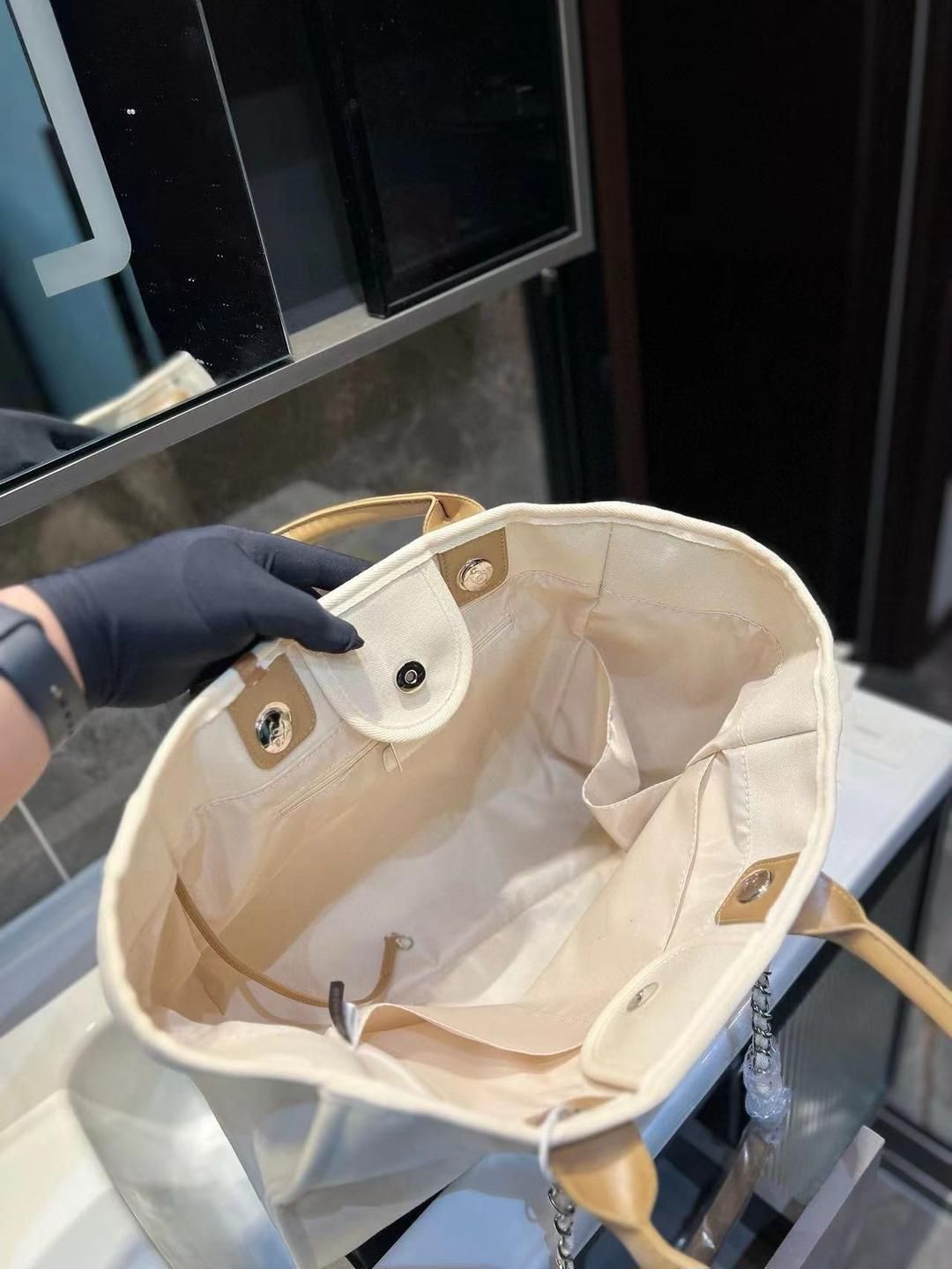 シャネル トートバッグ