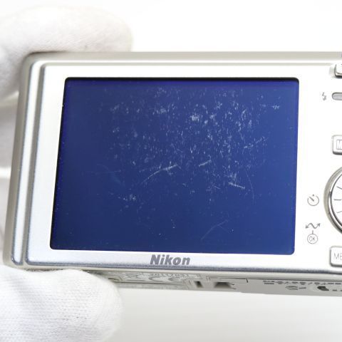 美品 COOLPIX S500 シルバー 即日発送 Nikon デジカメ デジタルカメラ 