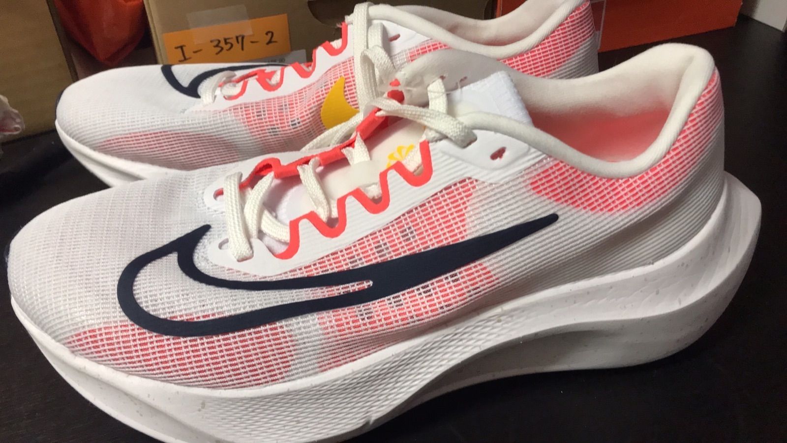 新品未使用】NIKE ZOOM FLY 5ナイキズーム フライ5 （DM8968-100