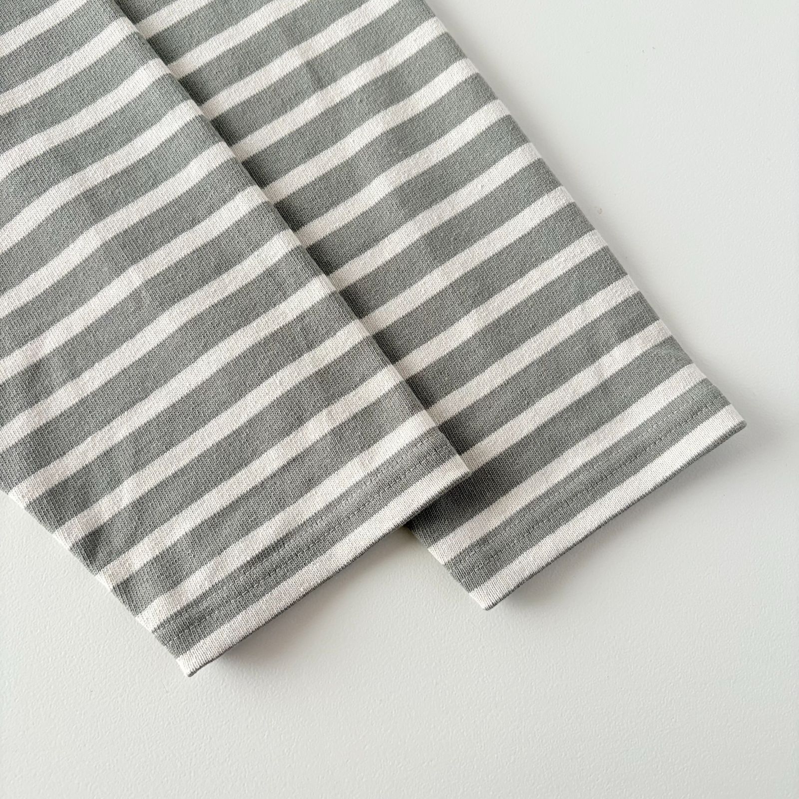 ドロップショルダー