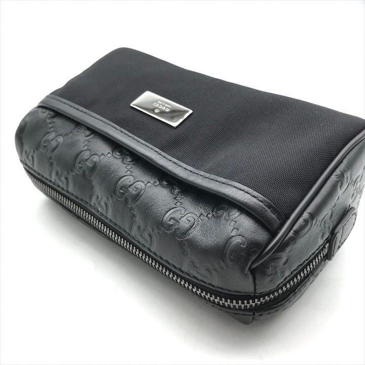 展示品 GUCCI グッチ ロゴ金具 シマ ポーチ 小物入れ ブラック a3194