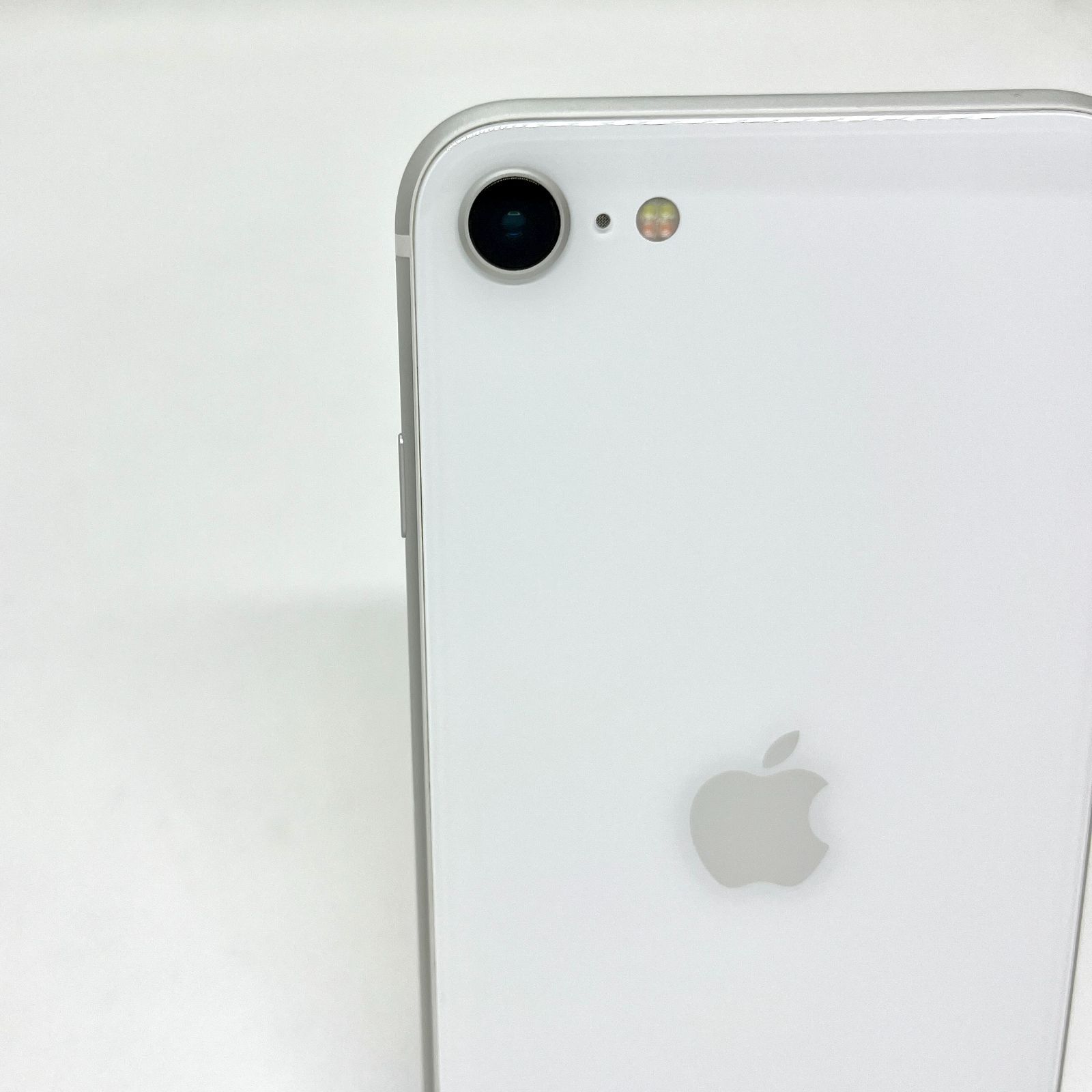 美品】iPhone SE2 64GB ホワイト 2852 SIMフリー - メルカリ