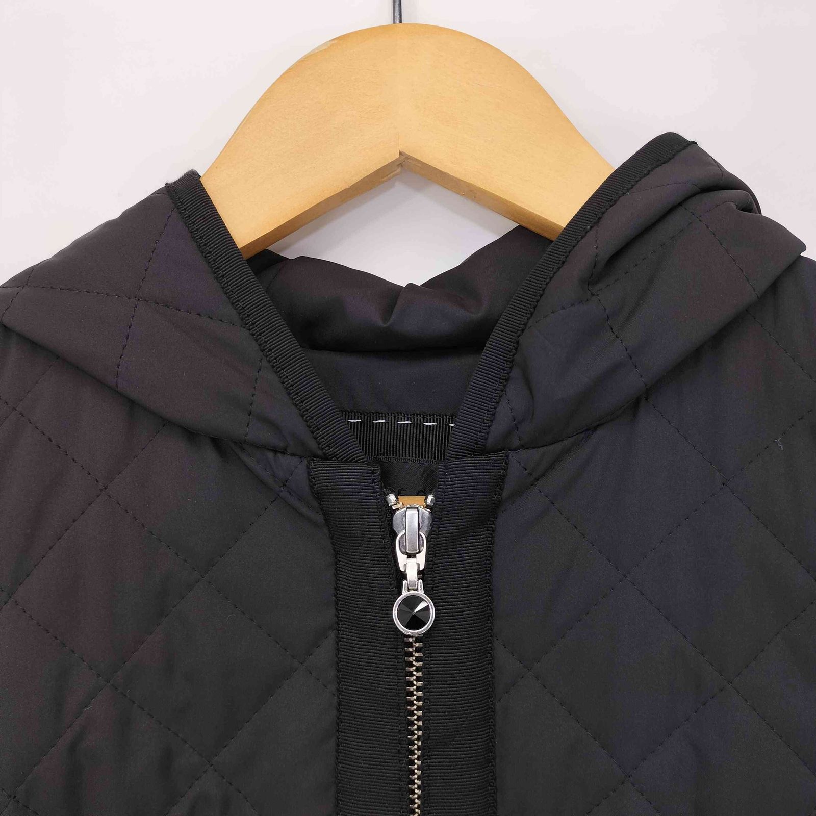 トゥービーシック TO BE CHIC フーデット ジップアップ