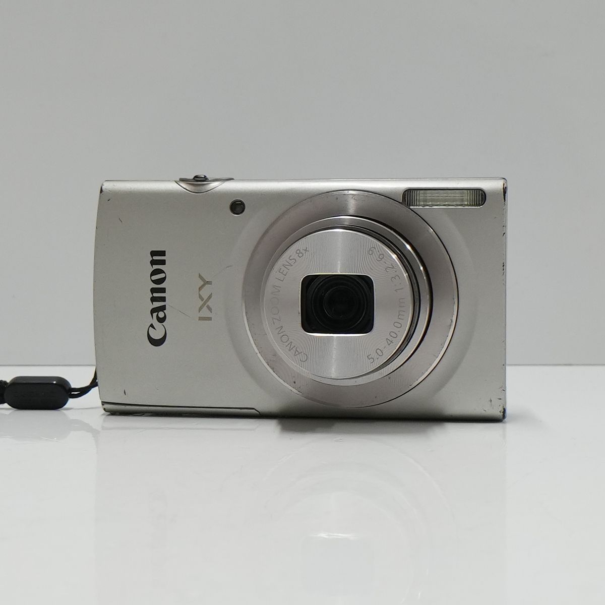 Canon IXY 200 USED品 デジタルカメラ 本体＋バッテリー 光学8倍ズーム