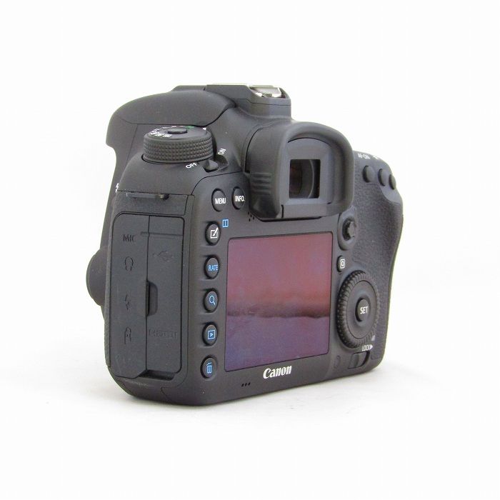 7D