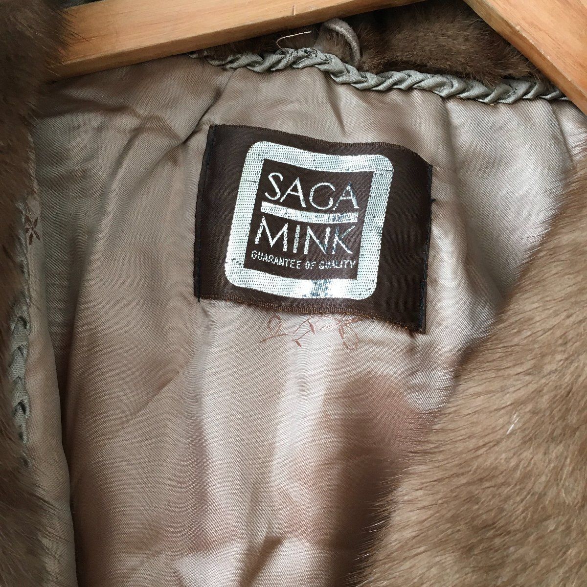SAGA MINK ポンチョ 美品 SAGA MINK ロイヤル サガミンク ミンク ミンクファー