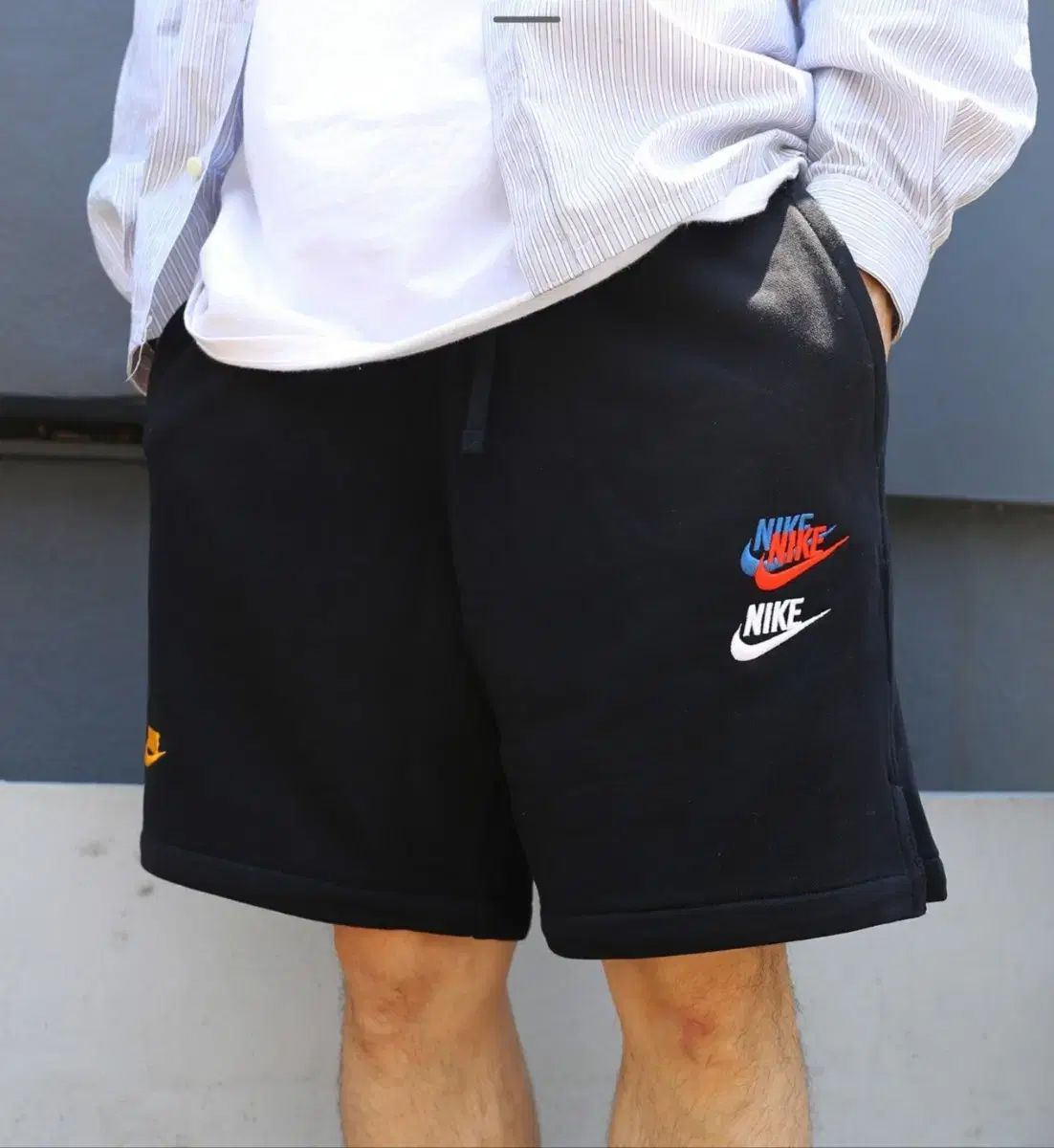 ショートパンツ