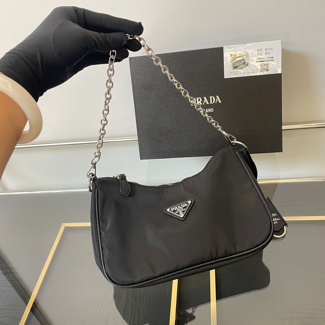 本日特価] TOP New 2024 高品質3点セット - Prada アンダー