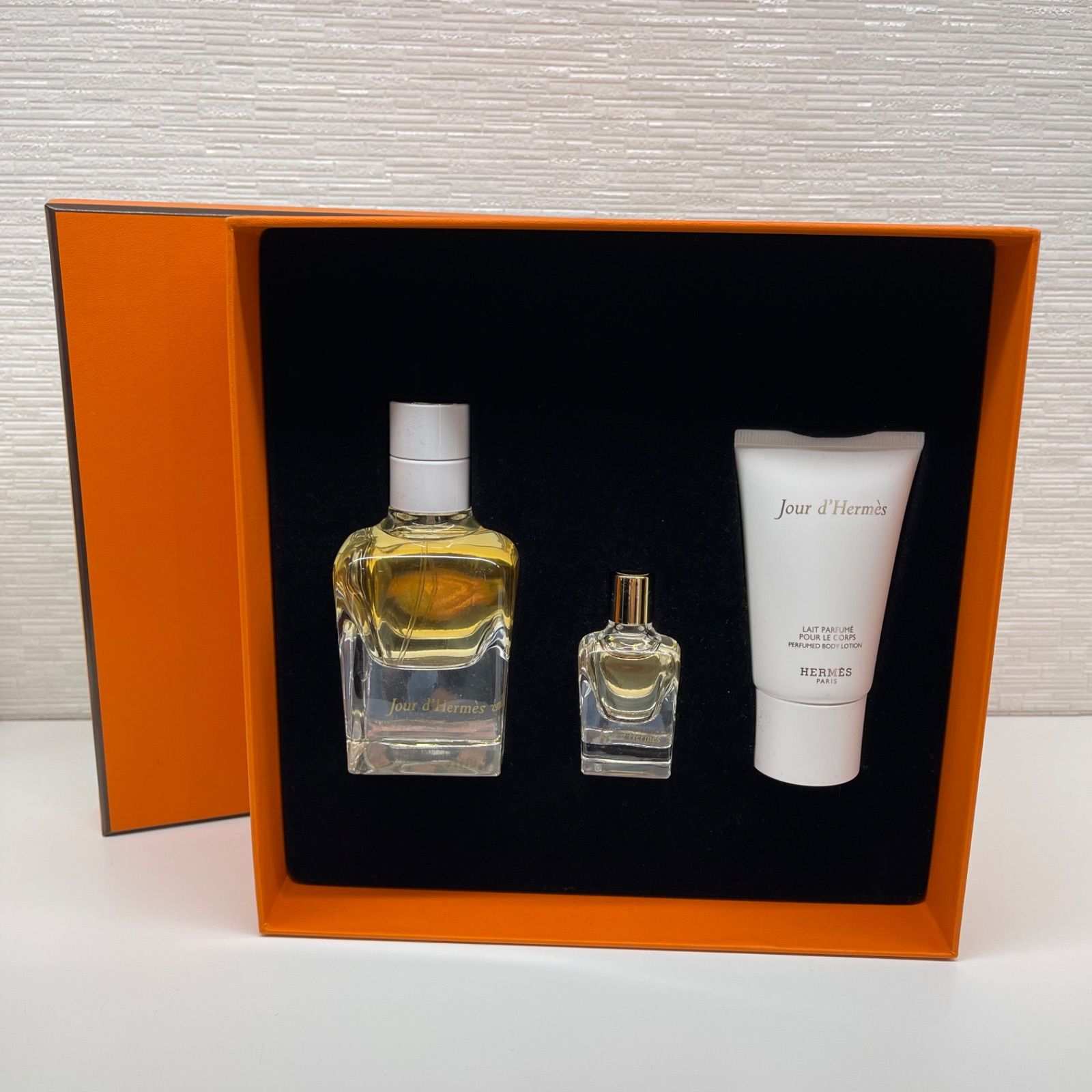 【新品未使用品】 エルメス　ジュールドゥ　エルメス　　　 香水・ローションセット 新品同様品】HERMES エルメス ジュール ドゥ エルメス 3点セット