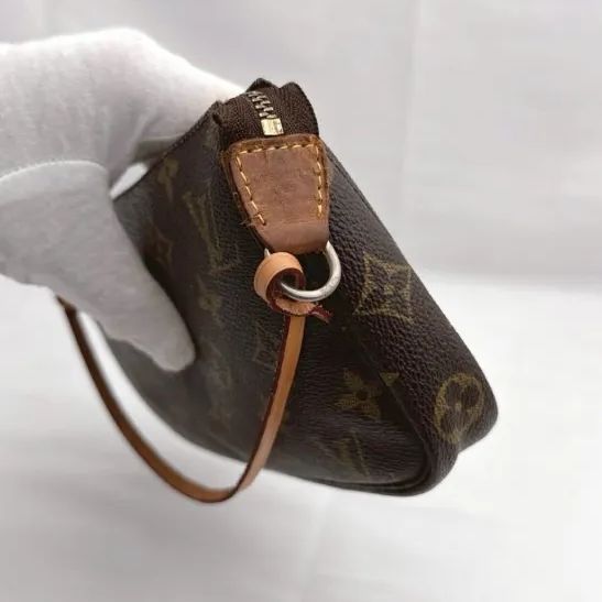 LOUIS VUITTON Ｍ40712 アクセソワールポーチ ルイヴィトン ハンドバッグ モノグラム ポシェット・アクセ