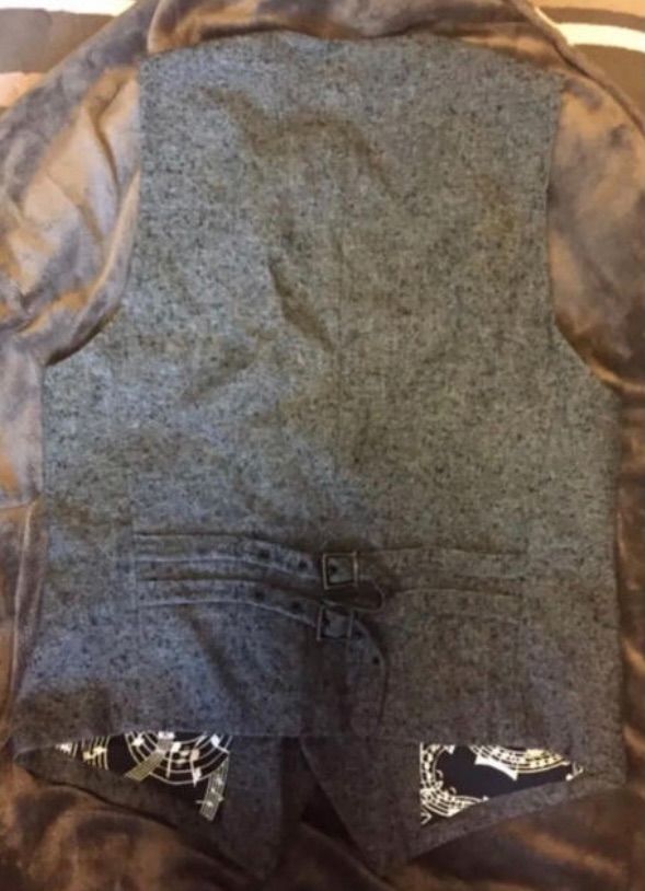 ナンバーナイン 日本製 裏地音符柄 ウールベスト ジレ size M ナンバーナイン☆音符裏地 ウール ベスト ジレ☆ - メルカリ