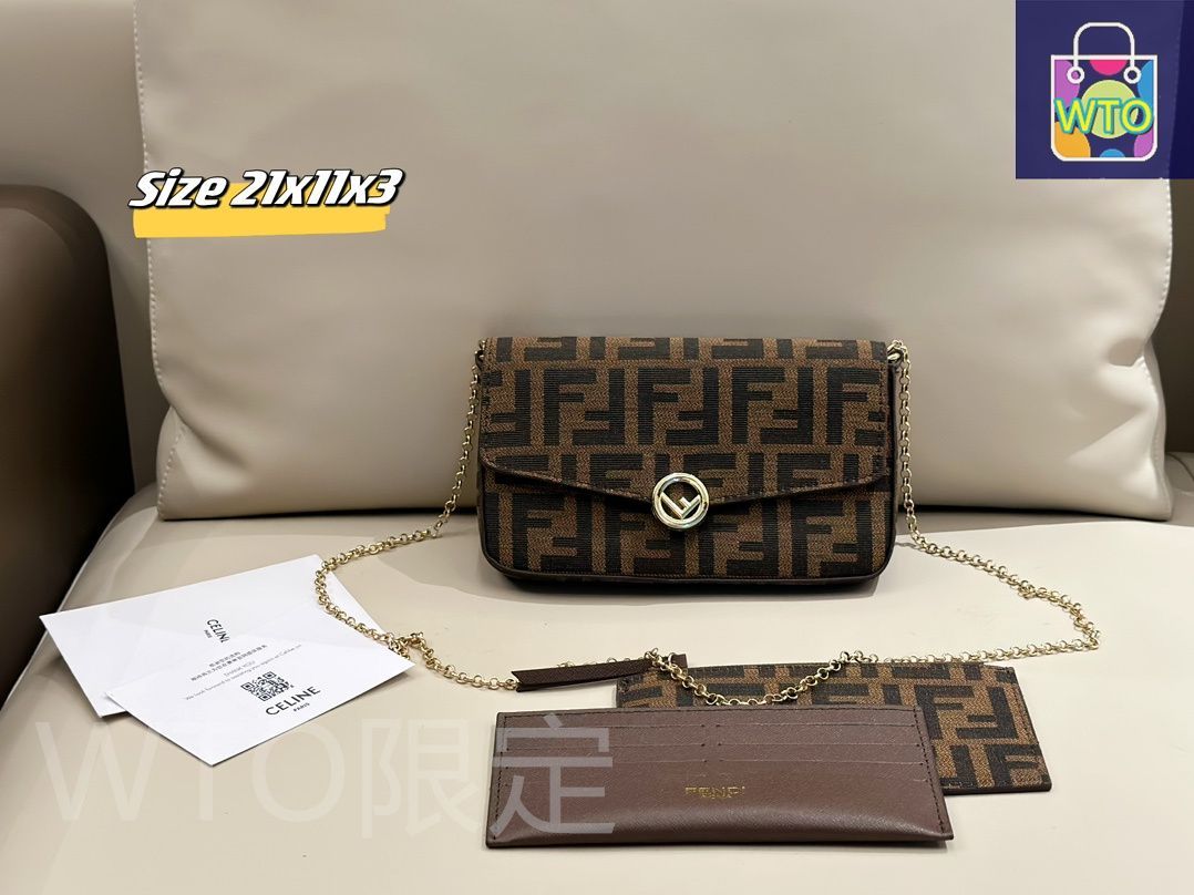 専用出品です。【新品電池】FENDI 114 正規品【新品電池】FENDI 114/ピンクシェル タンク クラシコ