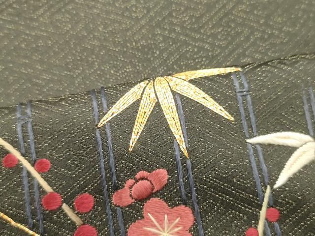 総刺繍 流水枝梅文