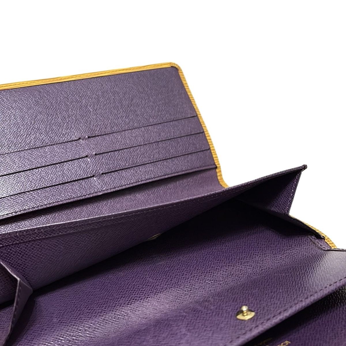 LOUIS VUITTON(ルイヴィトン) 長財布 エピ ポルトトレゾール