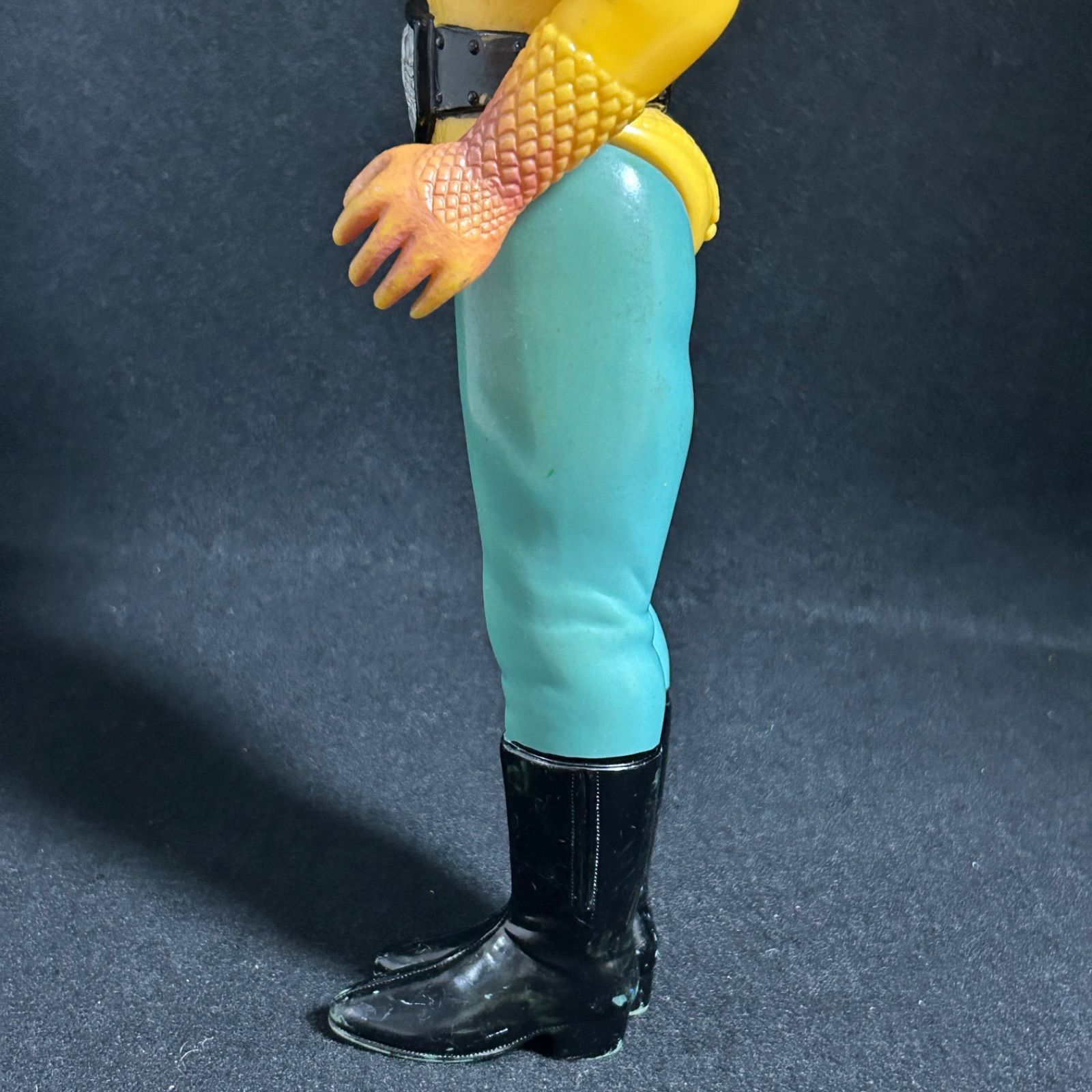 仮面ライダー 旧バンダイ製 コブラ男 キングサイズ 美品 ソフビ