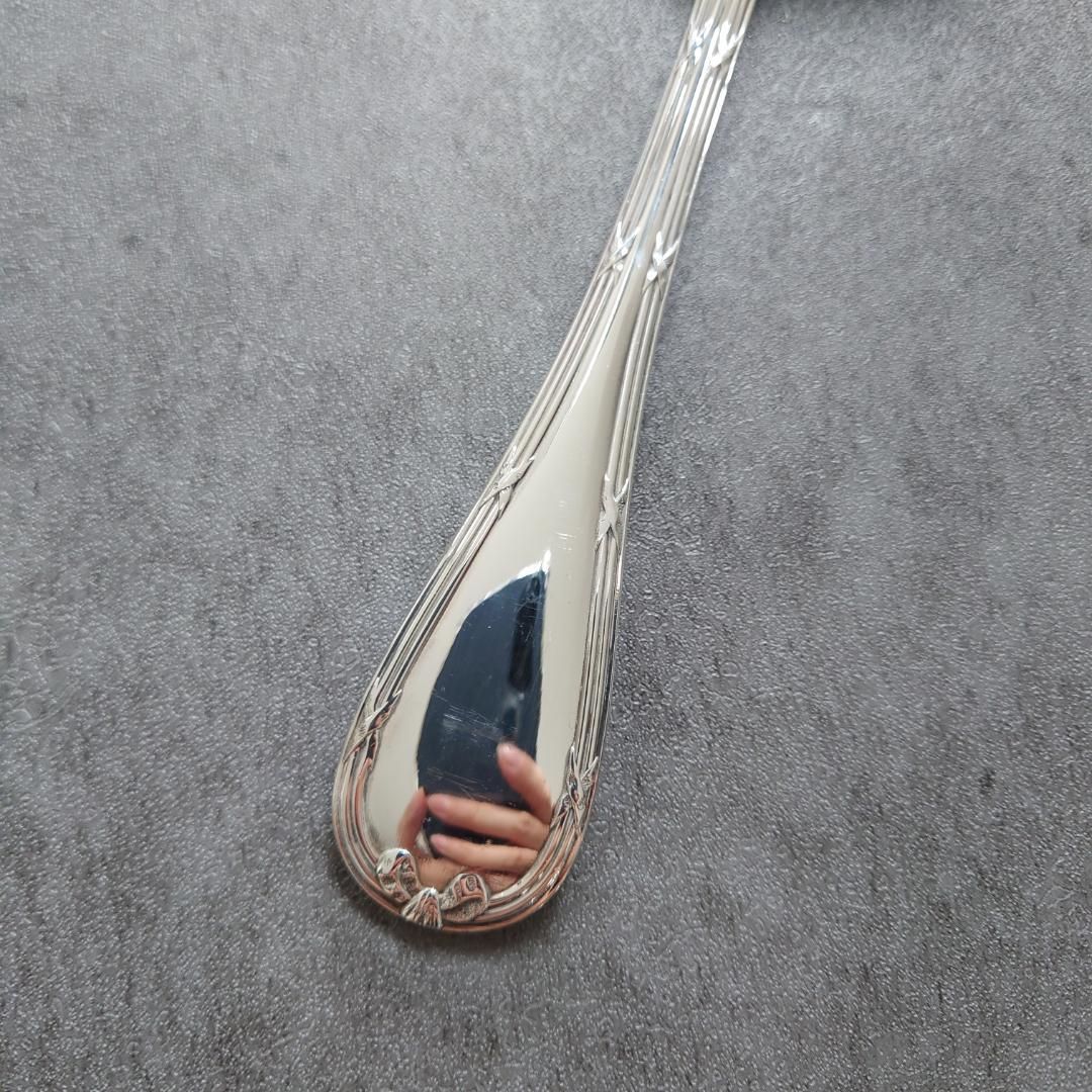 ソースレードル