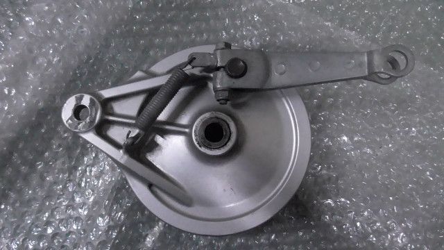 マグナ50　AC13-1000xxx　の　リア　ドラム　ブレーキ:#1737686631