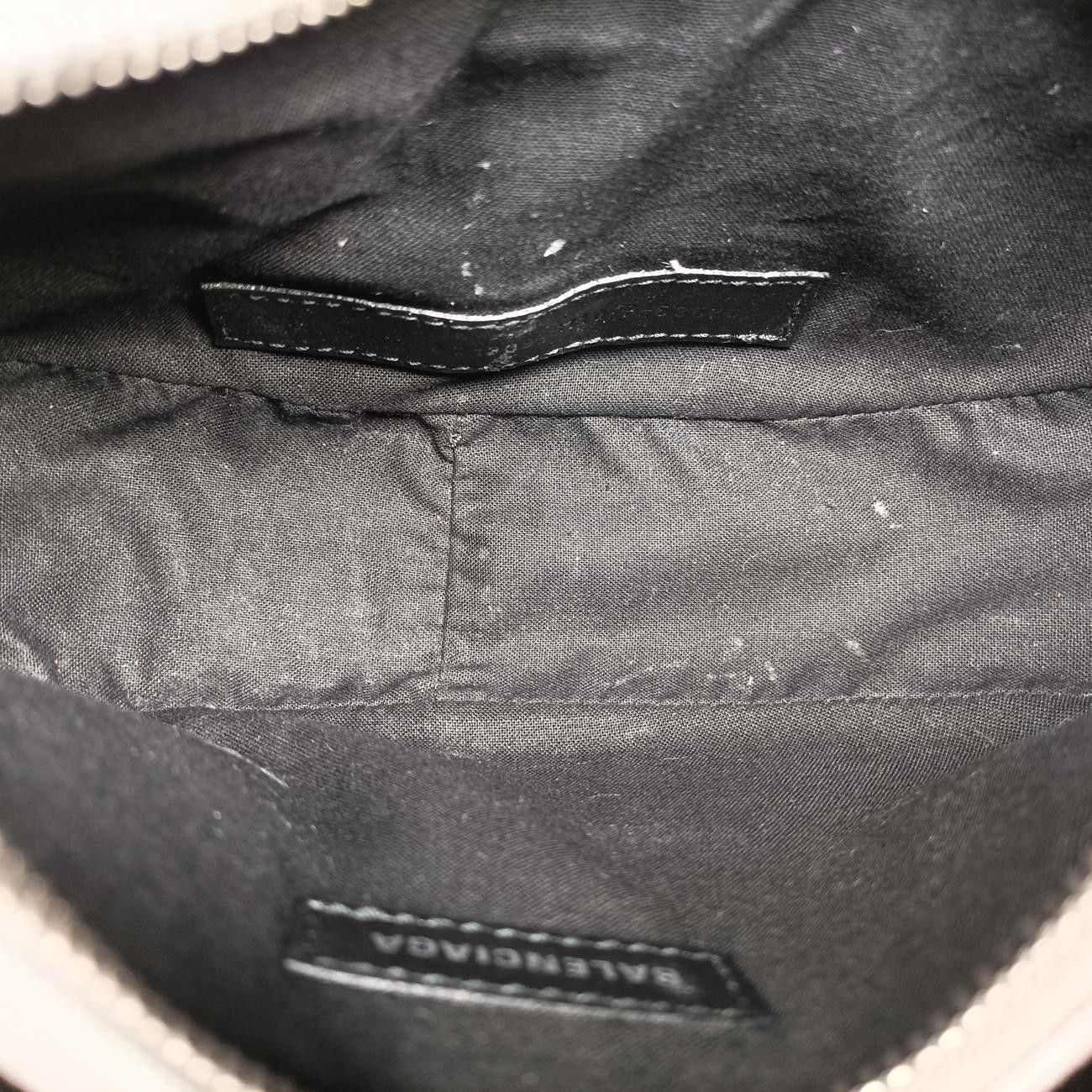 バレンシアガBalenciagaルカゴールシルバーラムスキン871309.8110.P.535268 WWW_DECORATOM_COM_BR