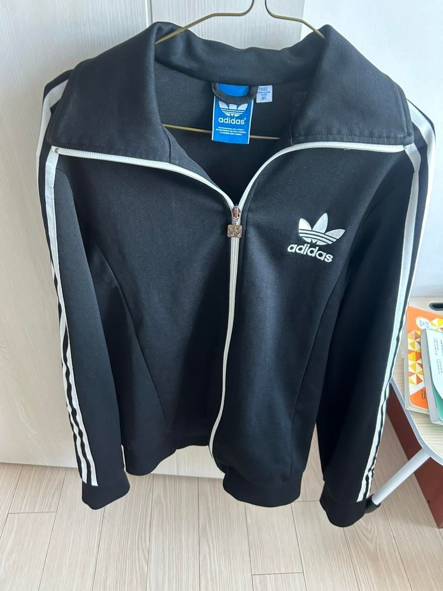 【Bunjang商品韓国直送】adidas(アディダス) 黒 ヨーロッパ トラックトップス ジャージ 95